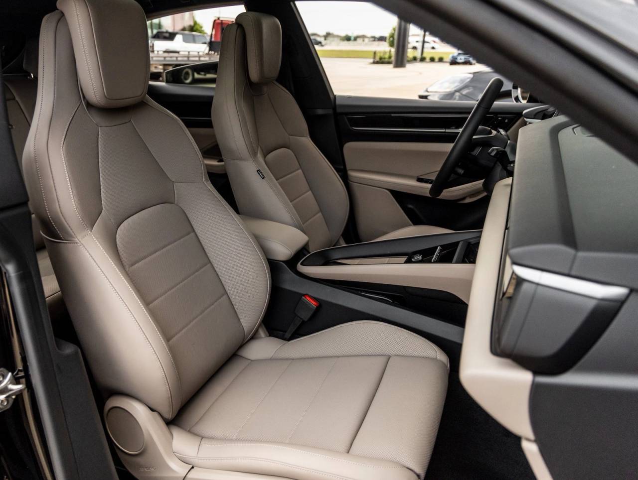 2025 Porsche Macan Electric Macan 4 Electric