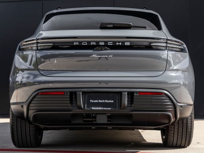 2026 Porsche Macan Macan 4 Electric