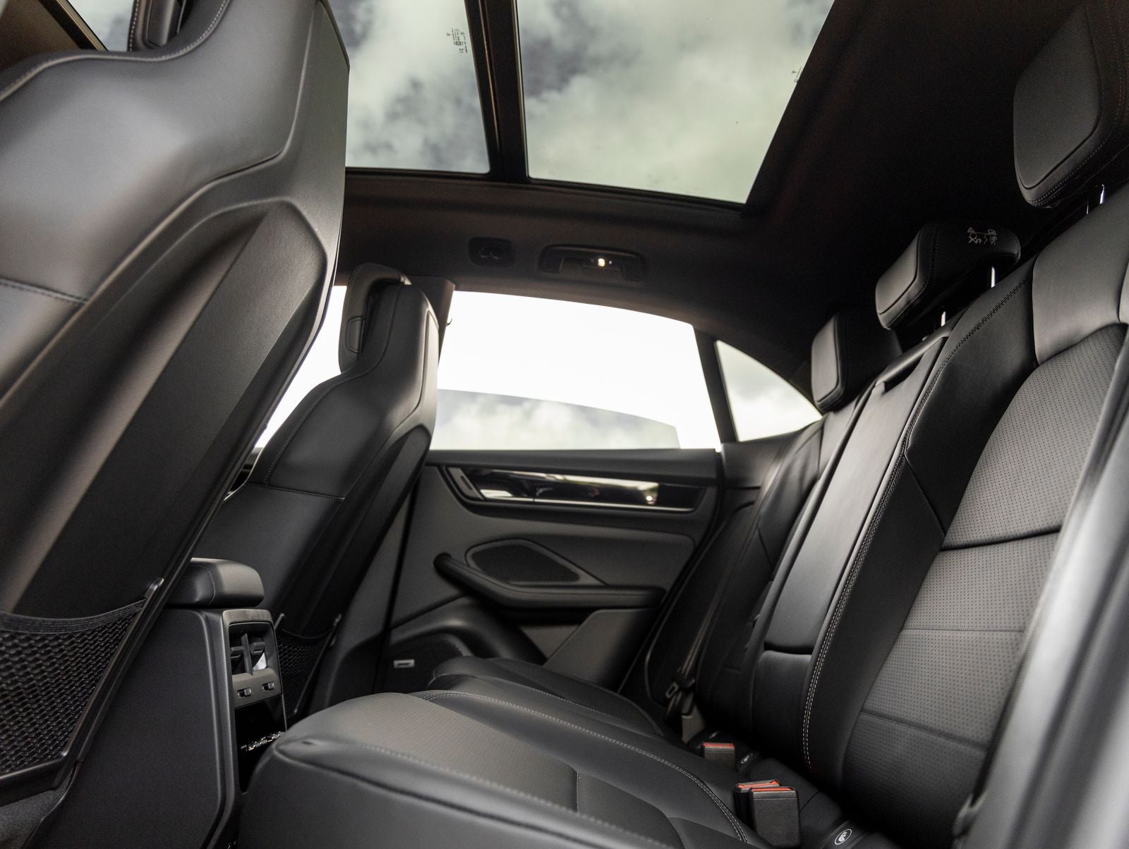 2026 Porsche Macan Macan 4 Electric