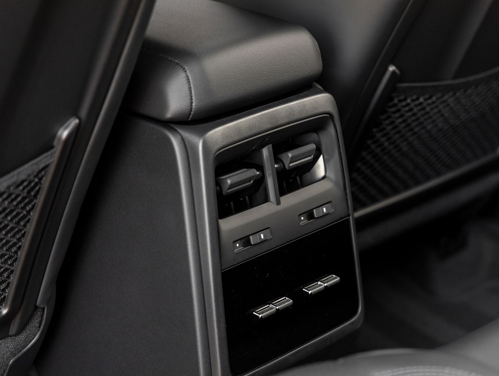 2026 Porsche Macan Macan 4 Electric