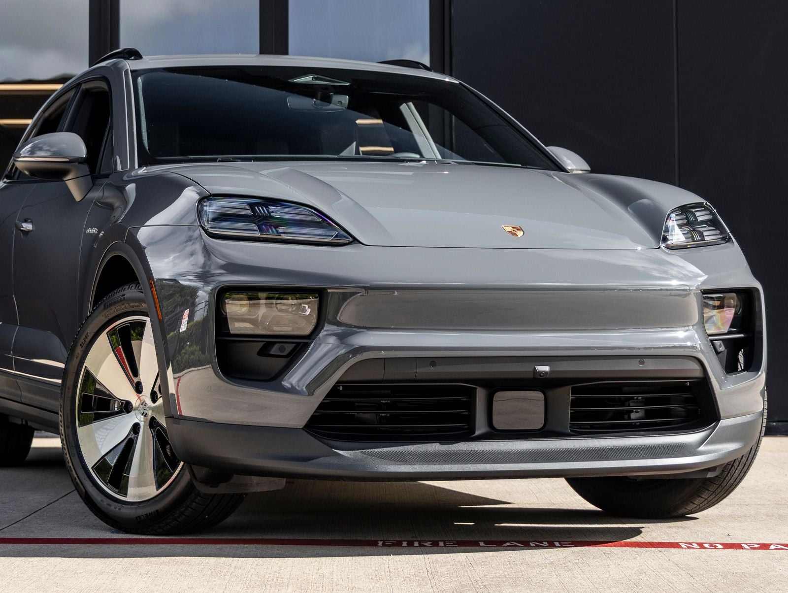 2026 Porsche Macan Macan 4 Electric