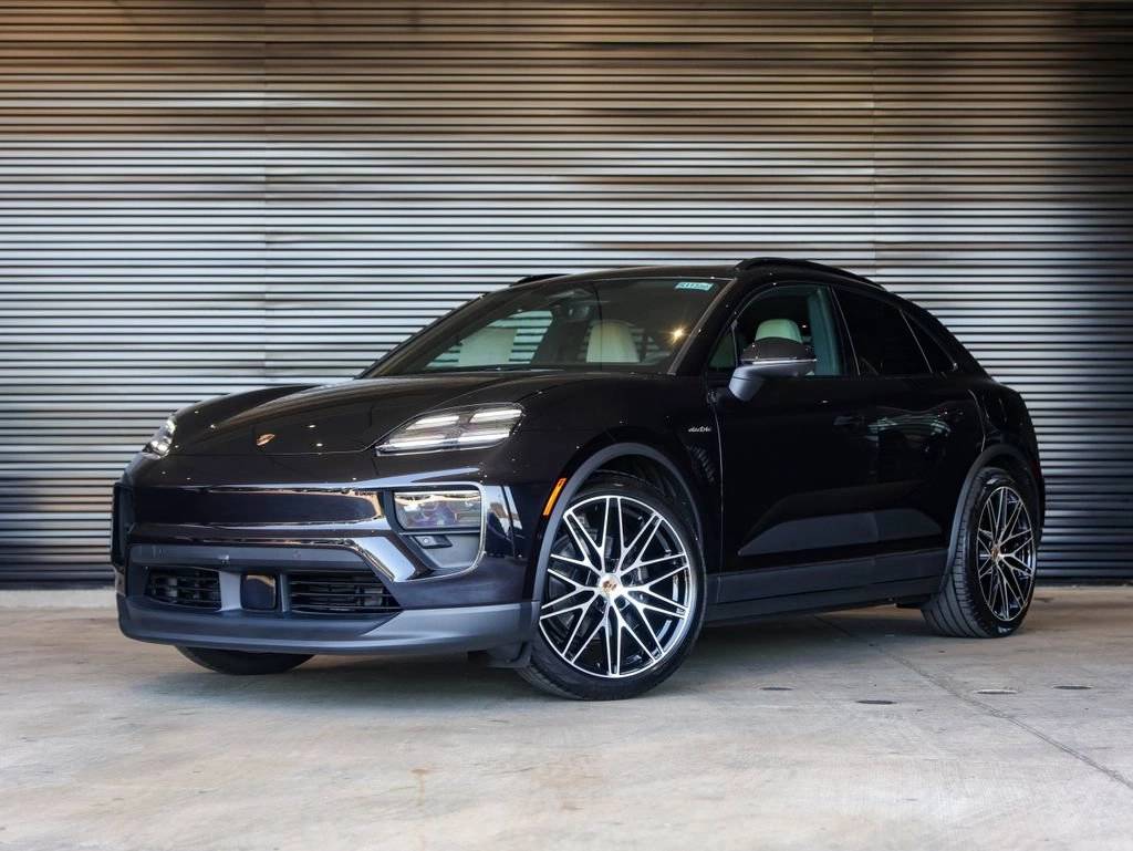 2025 Porsche Macan 4 Electric