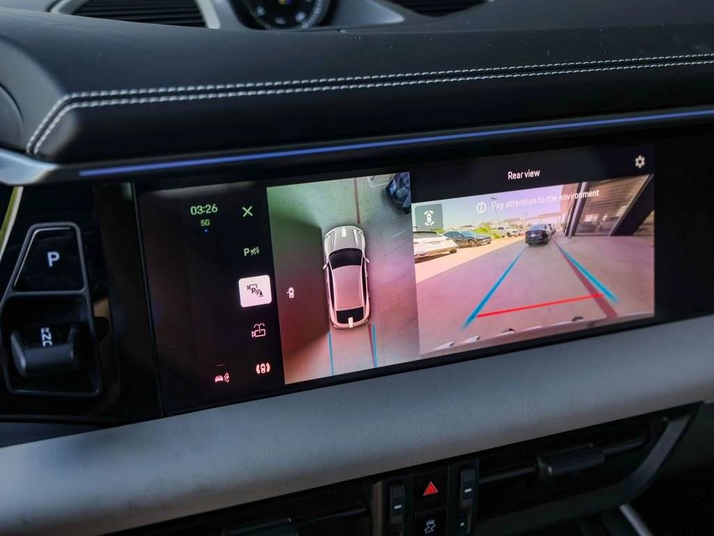 2025 Porsche Macan 4 Electric