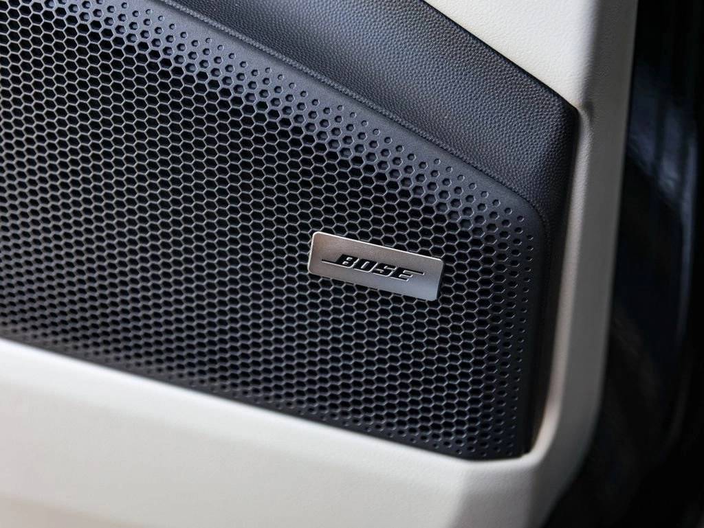 2025 Porsche Macan 4 Electric