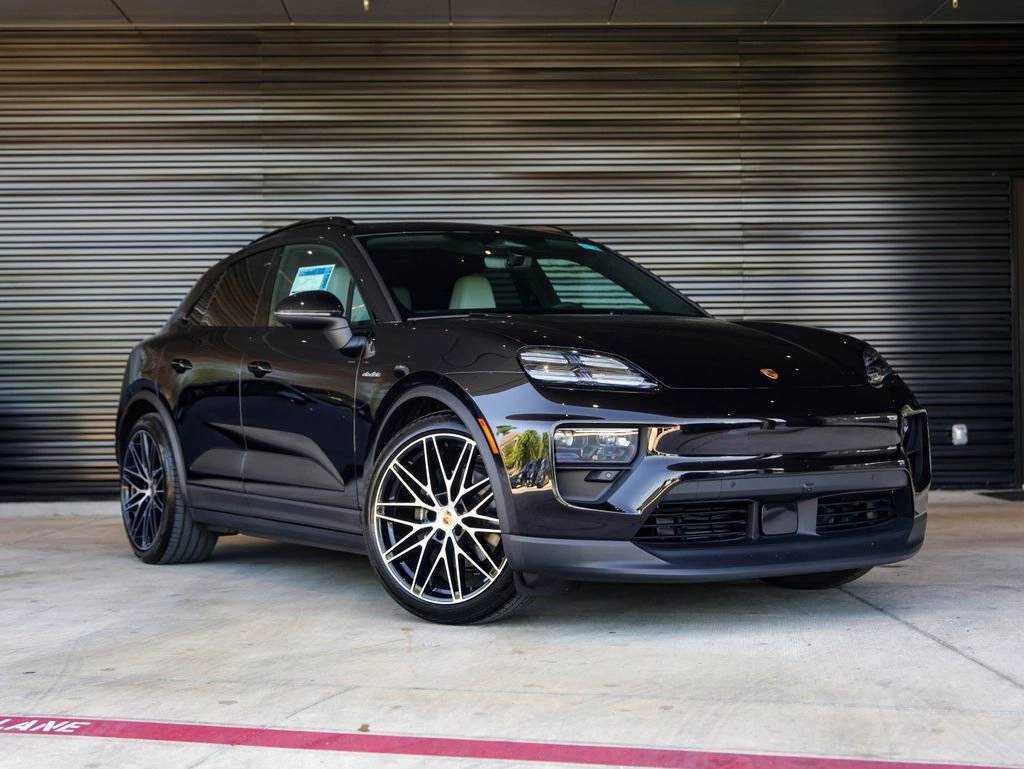 2025 Porsche Macan 4 Electric