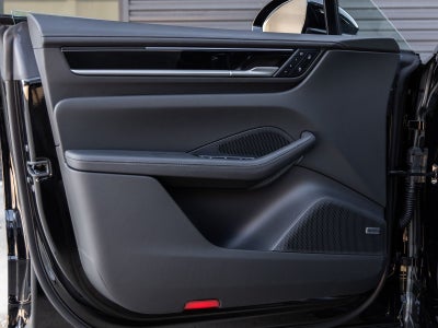 2025 Porsche Macan Electric Macan 4 Electric