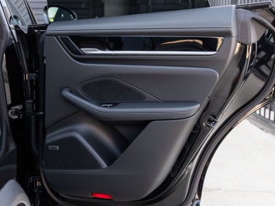 2025 Porsche Macan Electric Macan 4 Electric