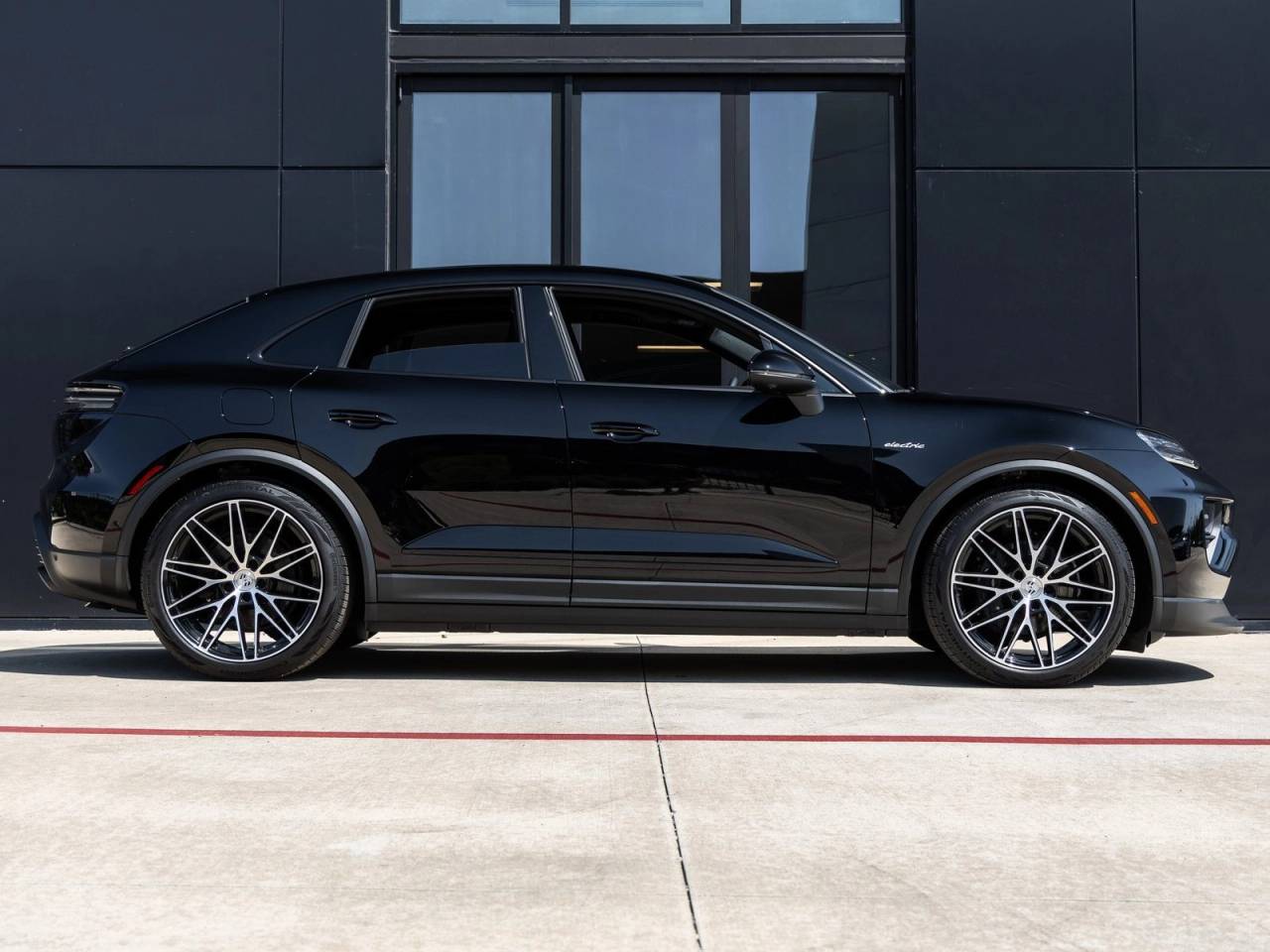 2025 Porsche Macan Electric Macan 4 Electric
