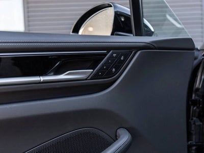 2025 Porsche Macan Electric Macan 4 Electric