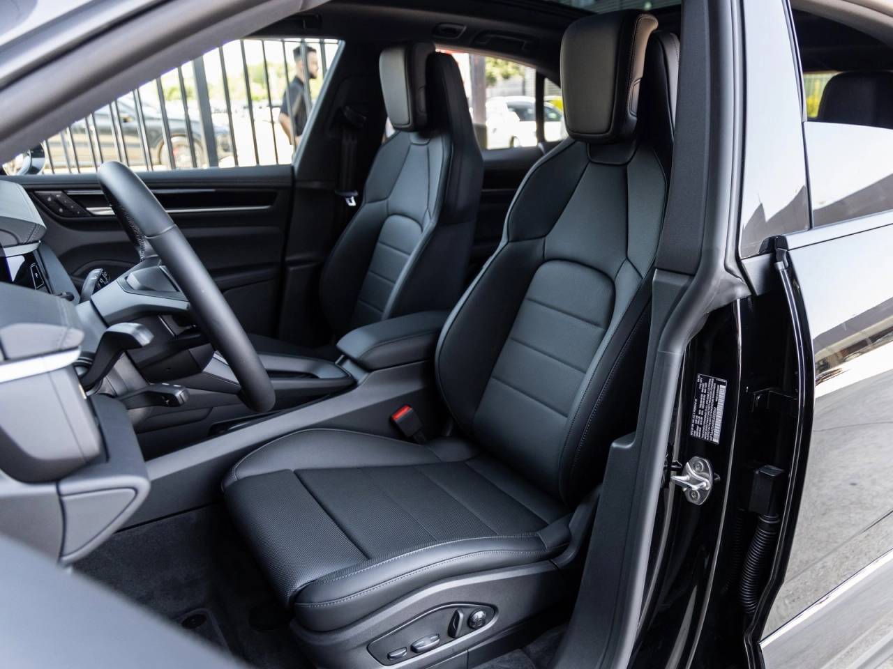 2025 Porsche Macan Electric Macan 4 Electric