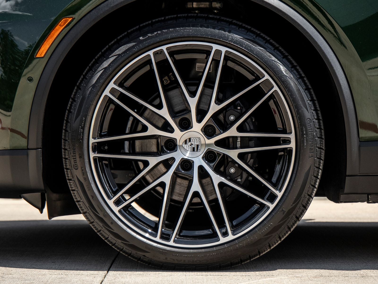 2025 Porsche Macan 4 Electric