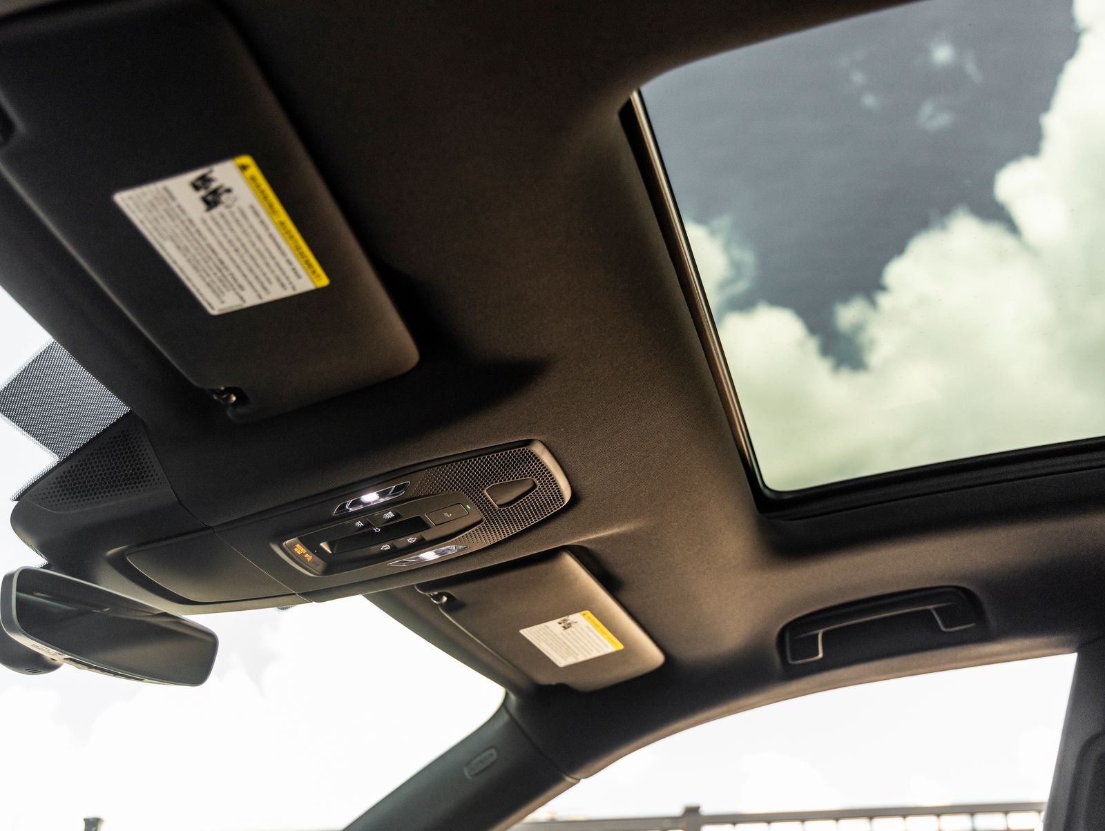 2025 Porsche Macan 4 Electric