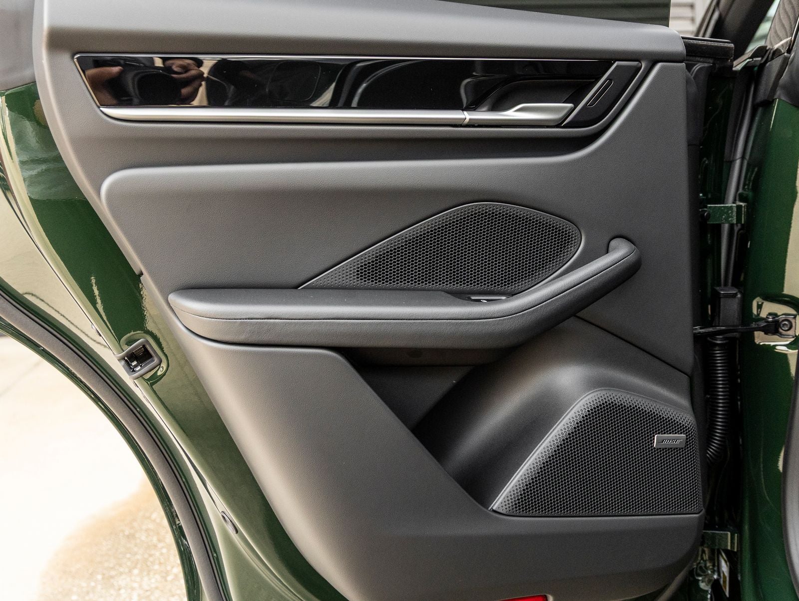 2025 Porsche Macan 4 Electric