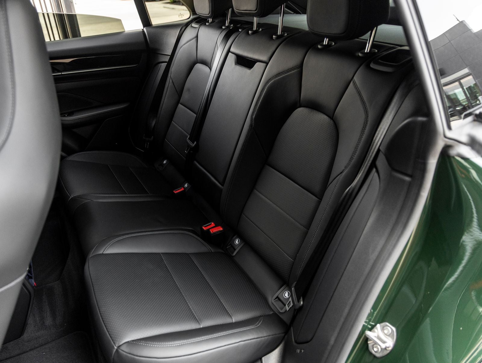 2025 Porsche Macan 4 Electric