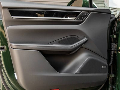 2025 Porsche Macan Electric Macan 4 Electric