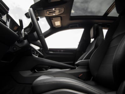 2025 Porsche Macan 4 Electric