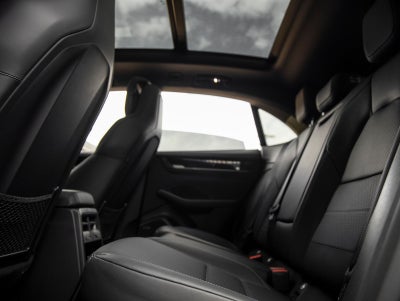 2025 Porsche Macan 4 Electric