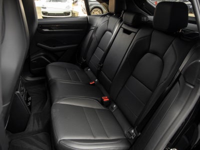 2025 Porsche Macan 4 Electric