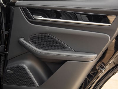 2025 Porsche Macan 4 Electric