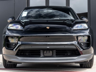 2025 Porsche Macan 4 Electric