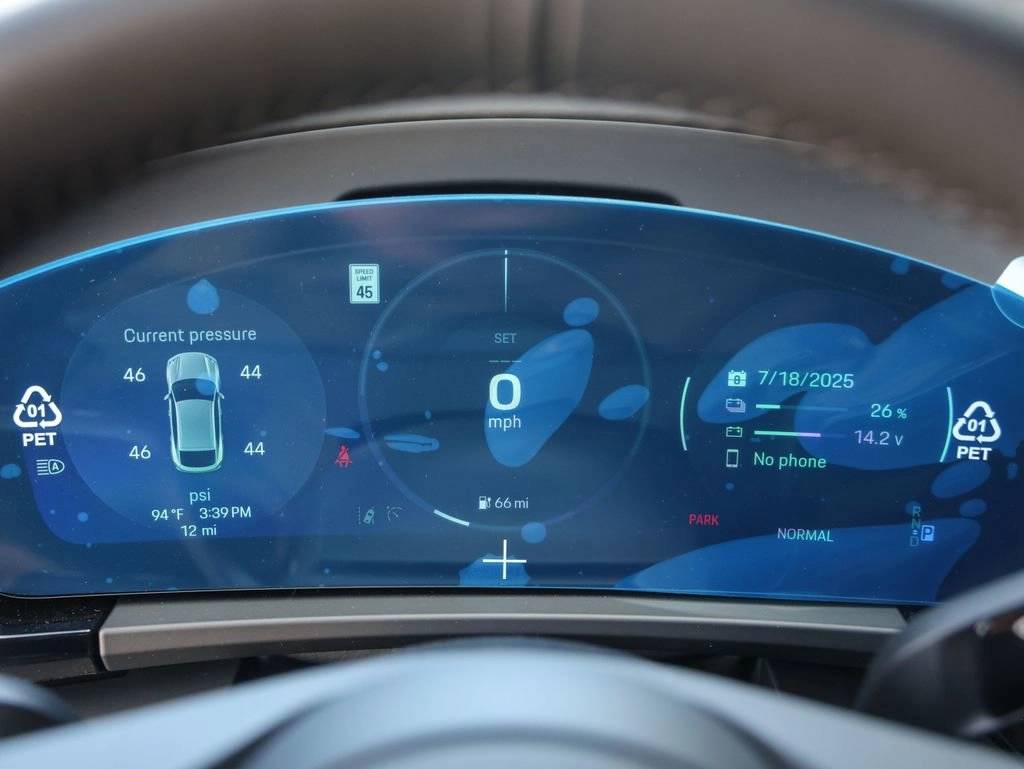 2025 Porsche Macan 4 Electric