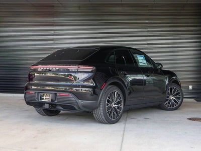 2025 Porsche Macan 4 Electric