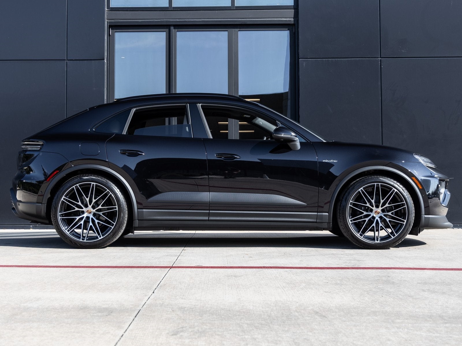 2025 Porsche Macan Electric Macan 4 Electric