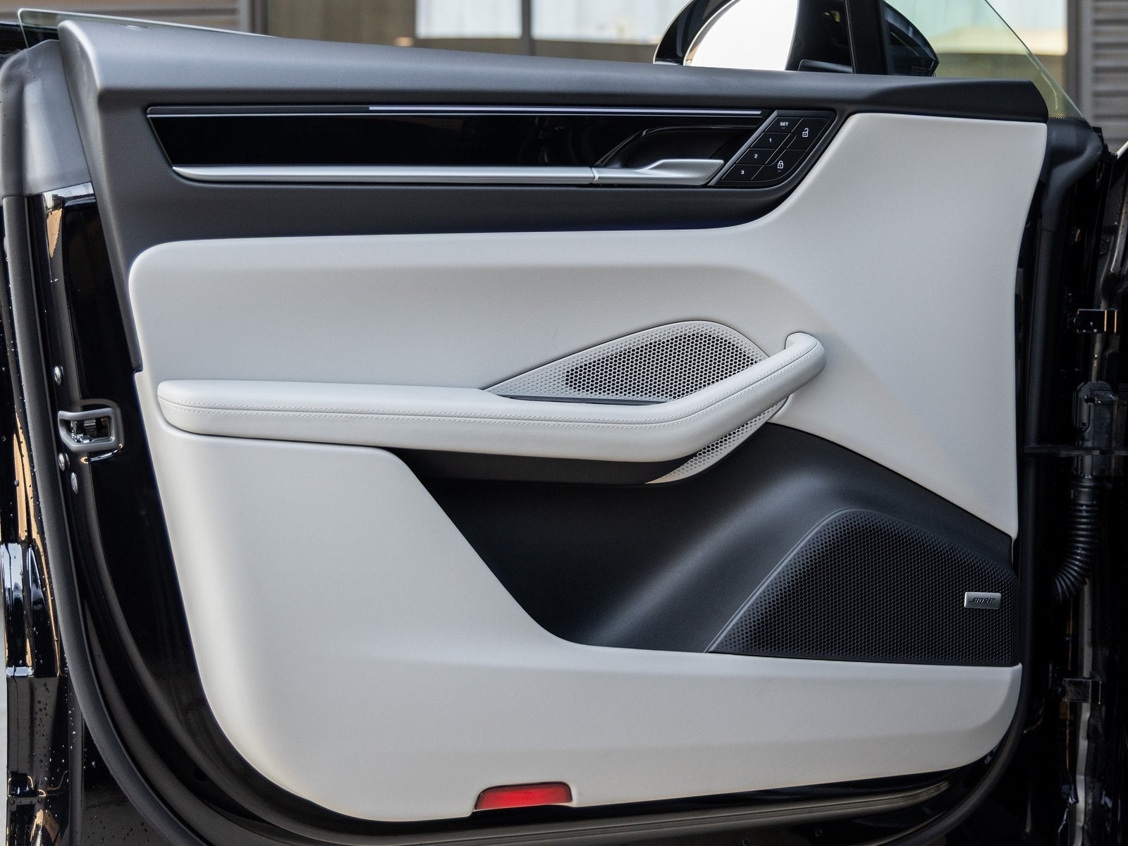 2025 Porsche Macan Electric Macan 4 Electric