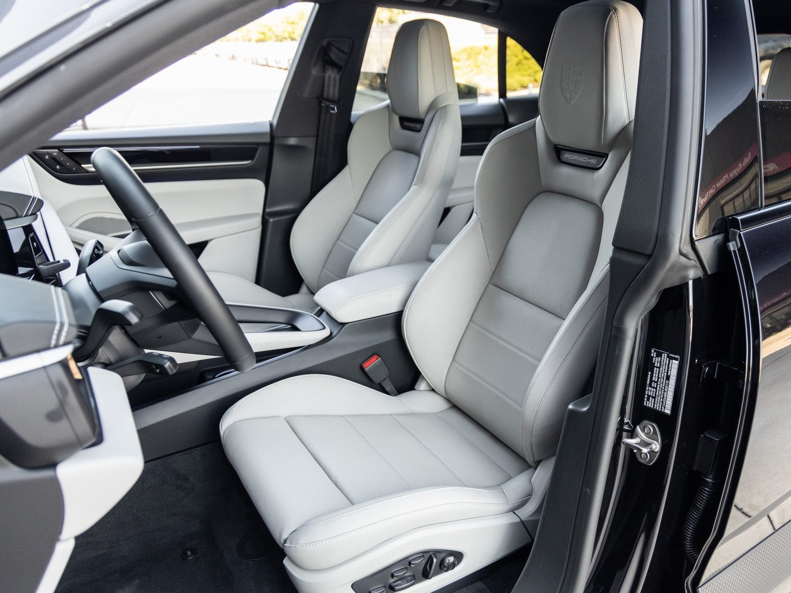 2025 Porsche Macan Electric Macan 4 Electric