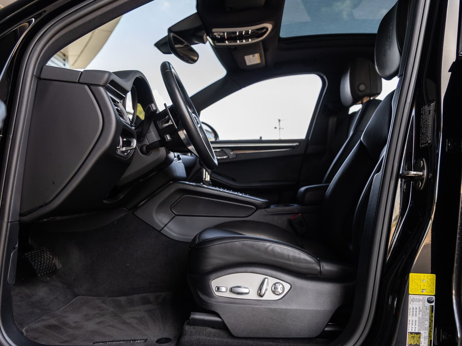 2018 Porsche Macan Macan S