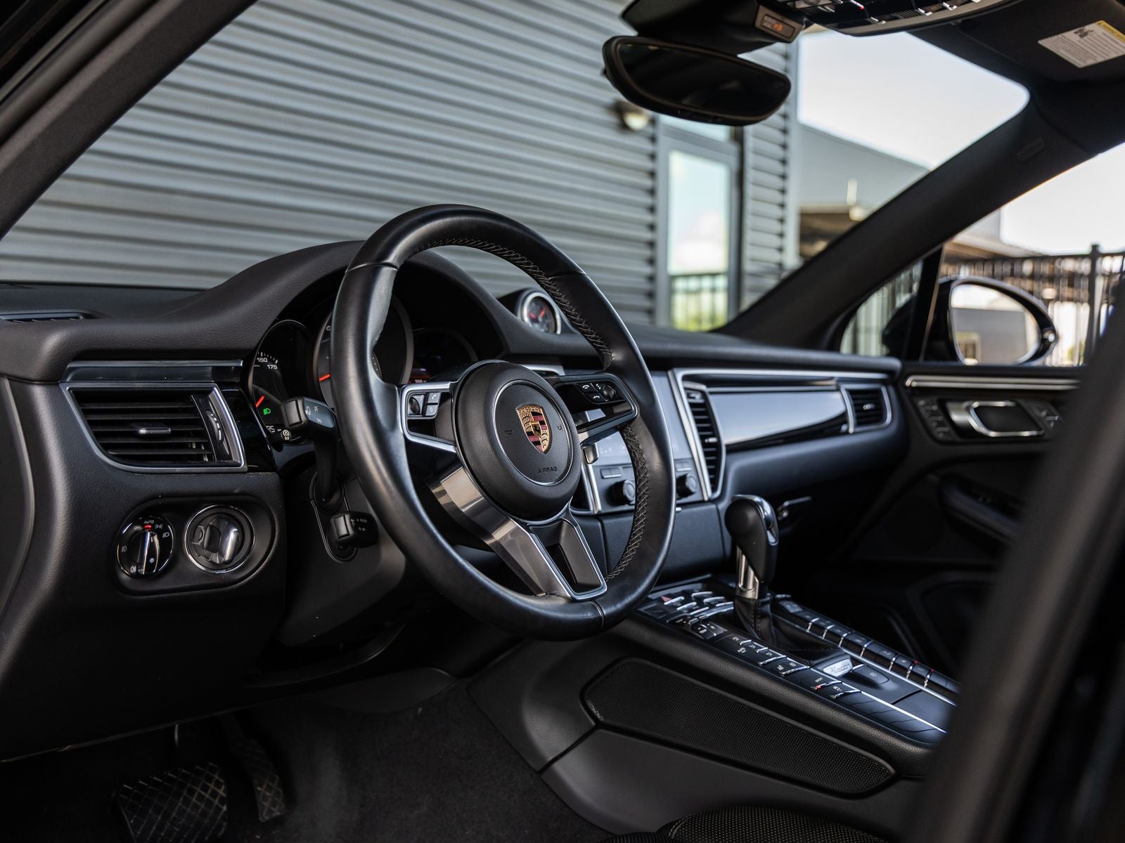 2018 Porsche Macan Macan S