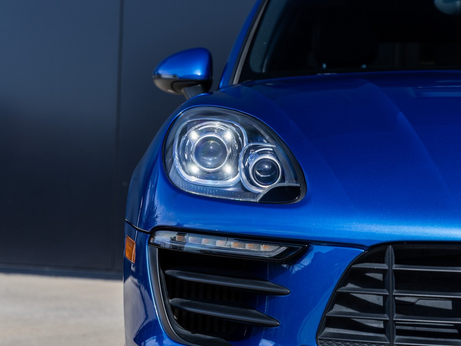 2018 Porsche Macan Macan S
