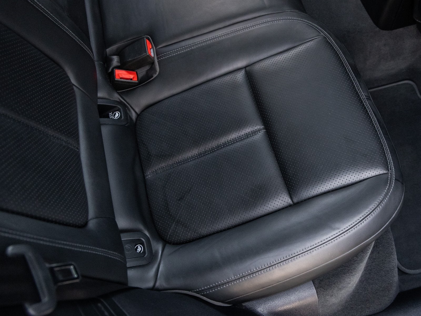 2018 Porsche Macan Macan S