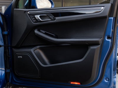 2018 Porsche Macan Macan S