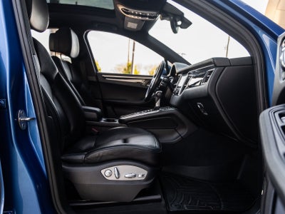 2018 Porsche Macan Macan S