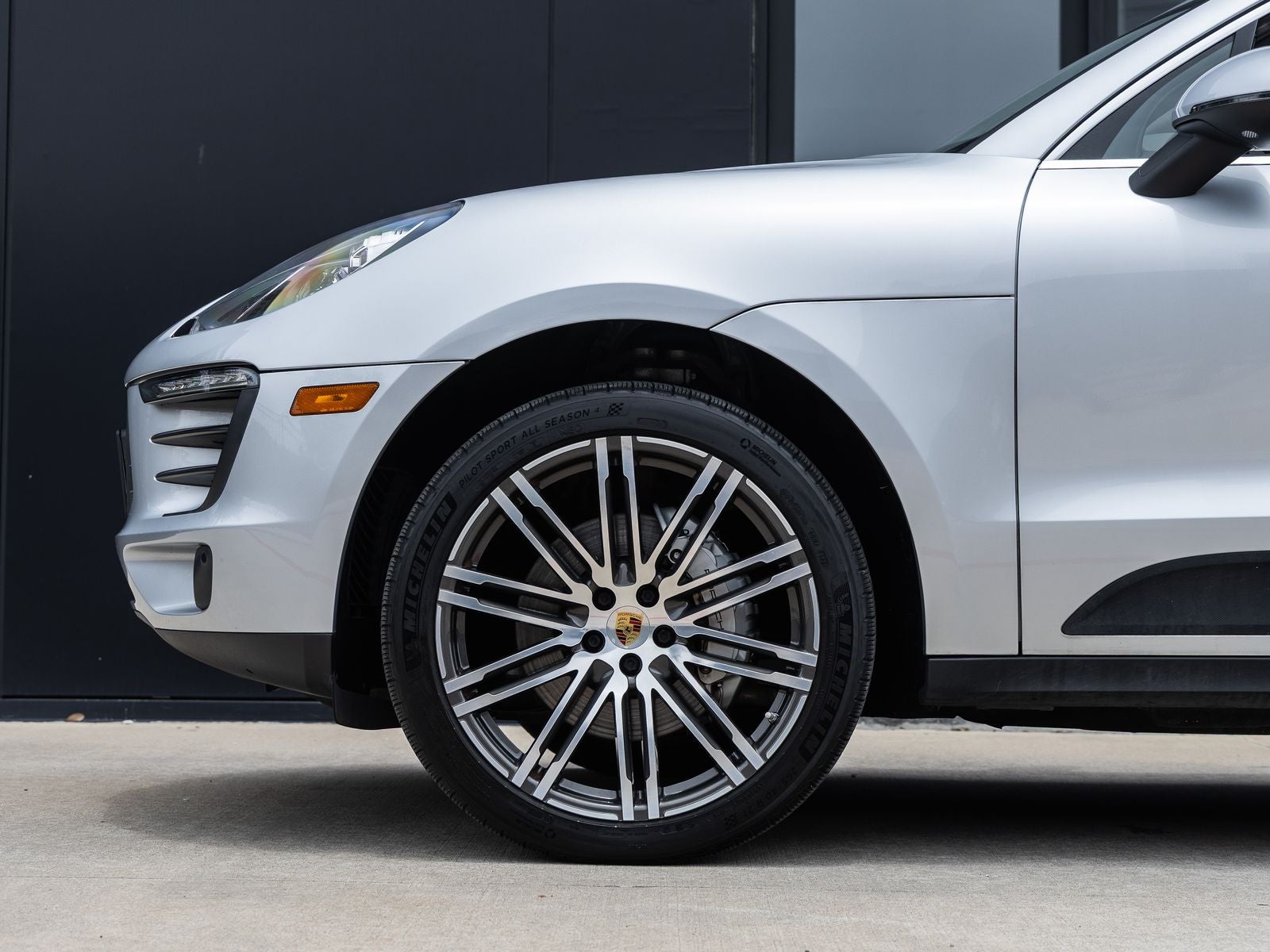 2018 Porsche Macan S
