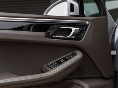 2018 Porsche Macan S