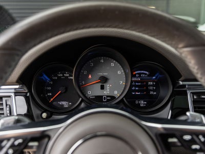 2018 Porsche Macan S