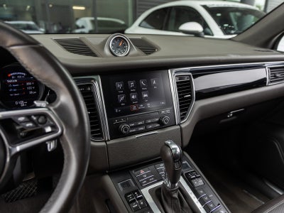 2018 Porsche Macan S