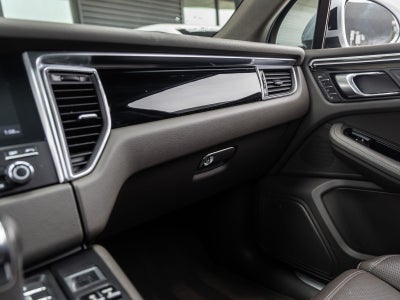 2018 Porsche Macan S