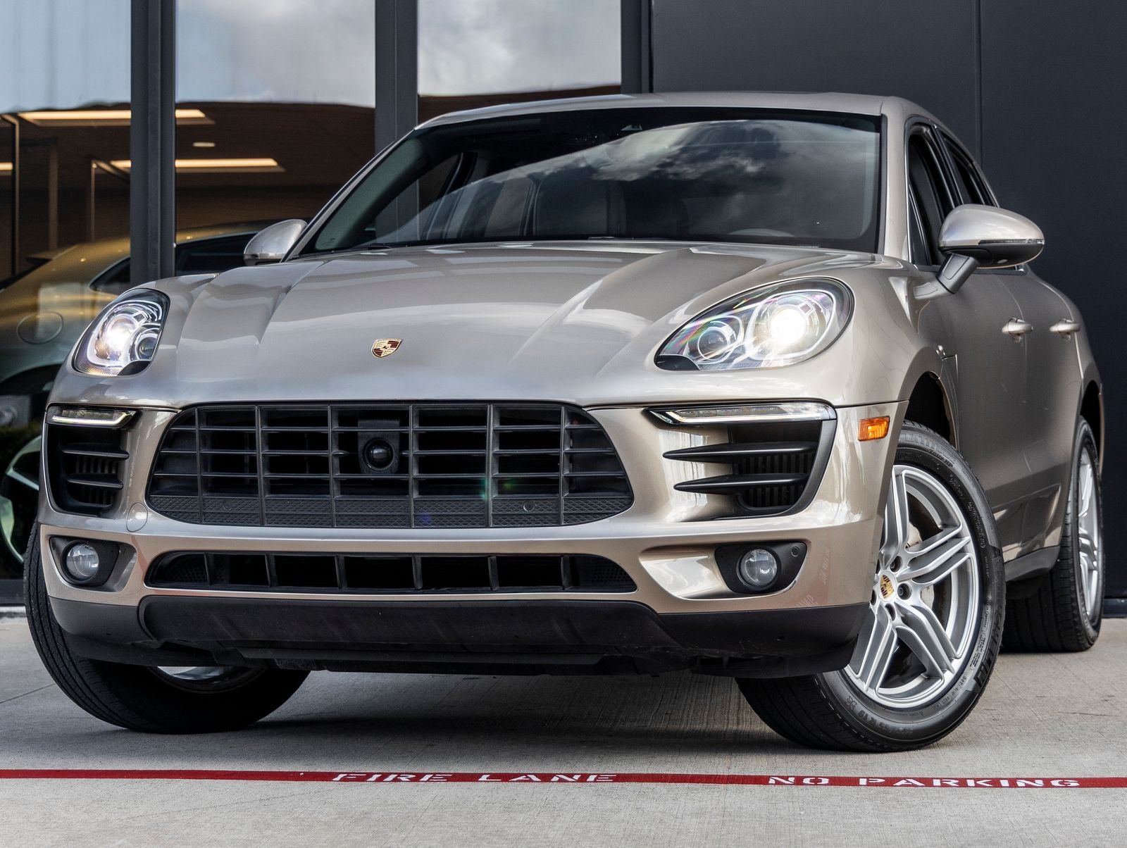 2015 Porsche Macan S's photo