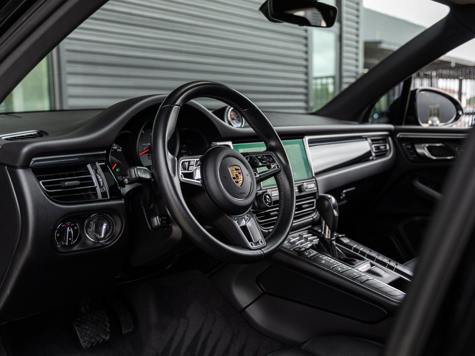 2019 Porsche Macan Macan S