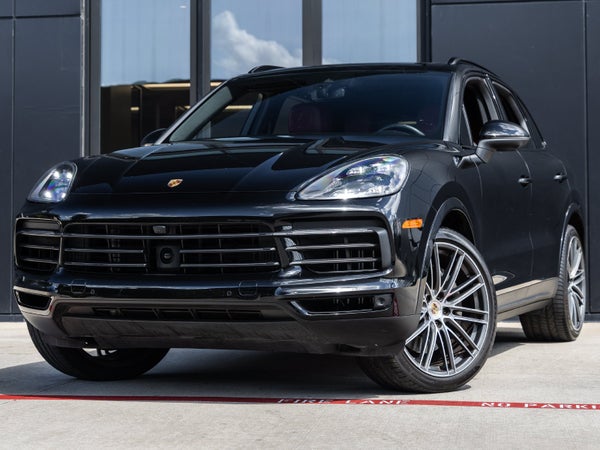 2023 Porsche Cayenne S Platinum Edition