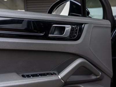 2019 Porsche Cayenne Cayenne S