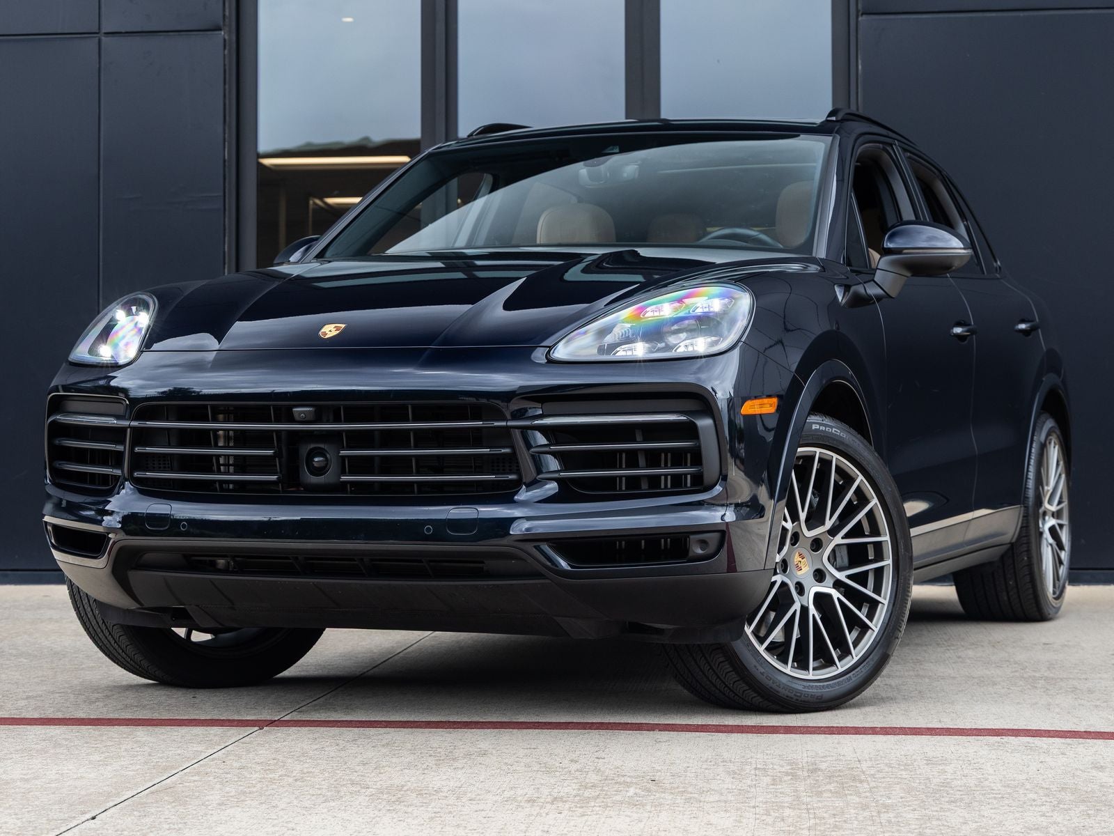 2023 Porsche Cayenne Platinum Edition
