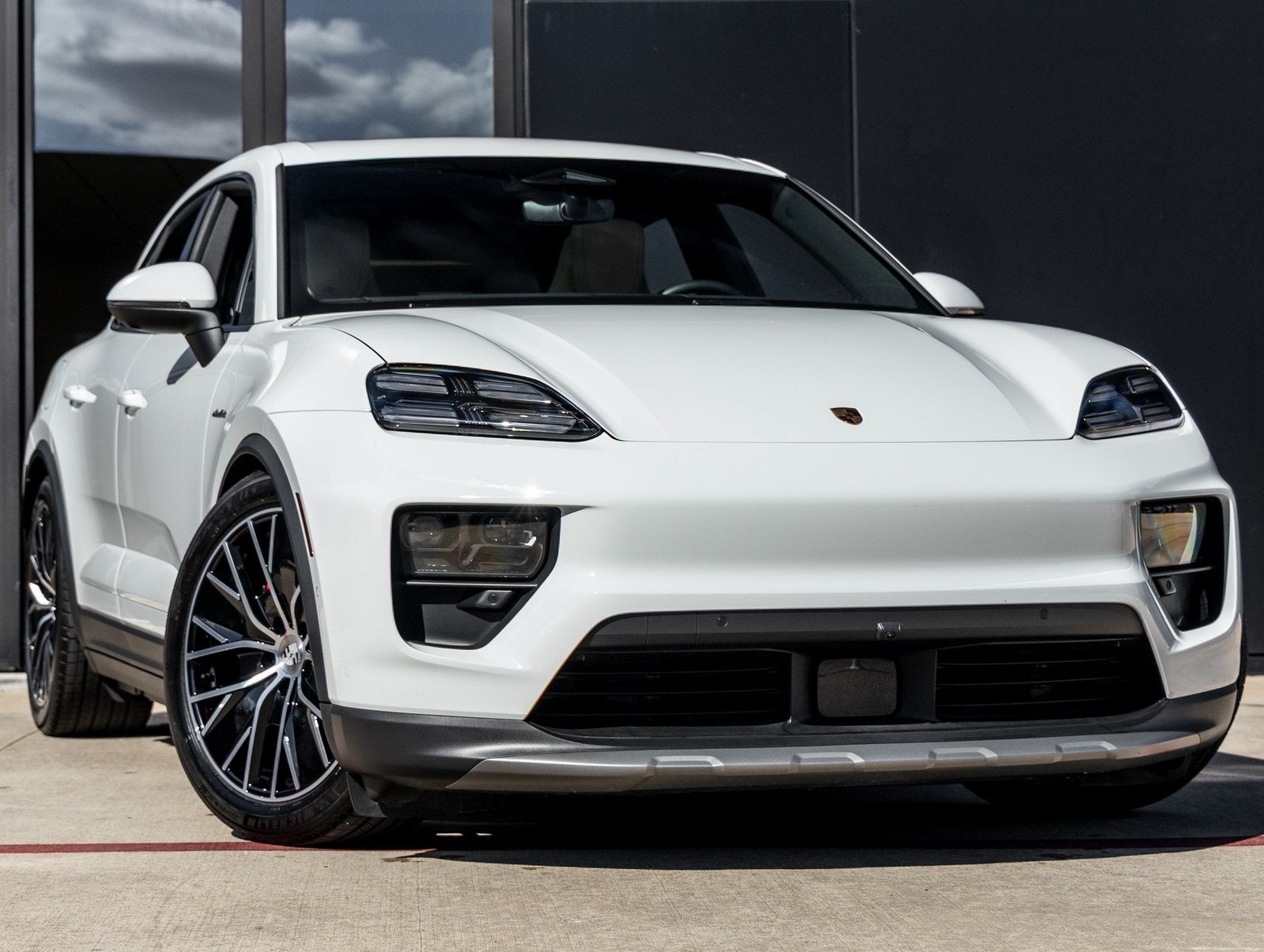 2025 Porsche Macan Electric Macan 4S Electric