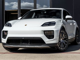 2025 Porsche Macan Electric 4S
