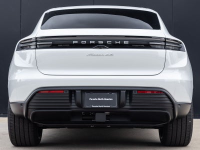 2025 Porsche Macan 4S Electric