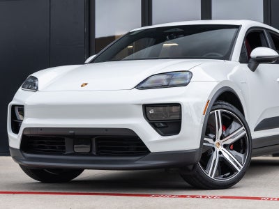 2025 Porsche Macan 4S Electric