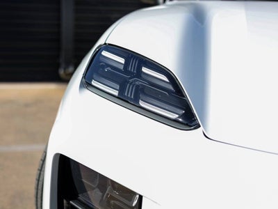 2025 Porsche Macan 4S Electric